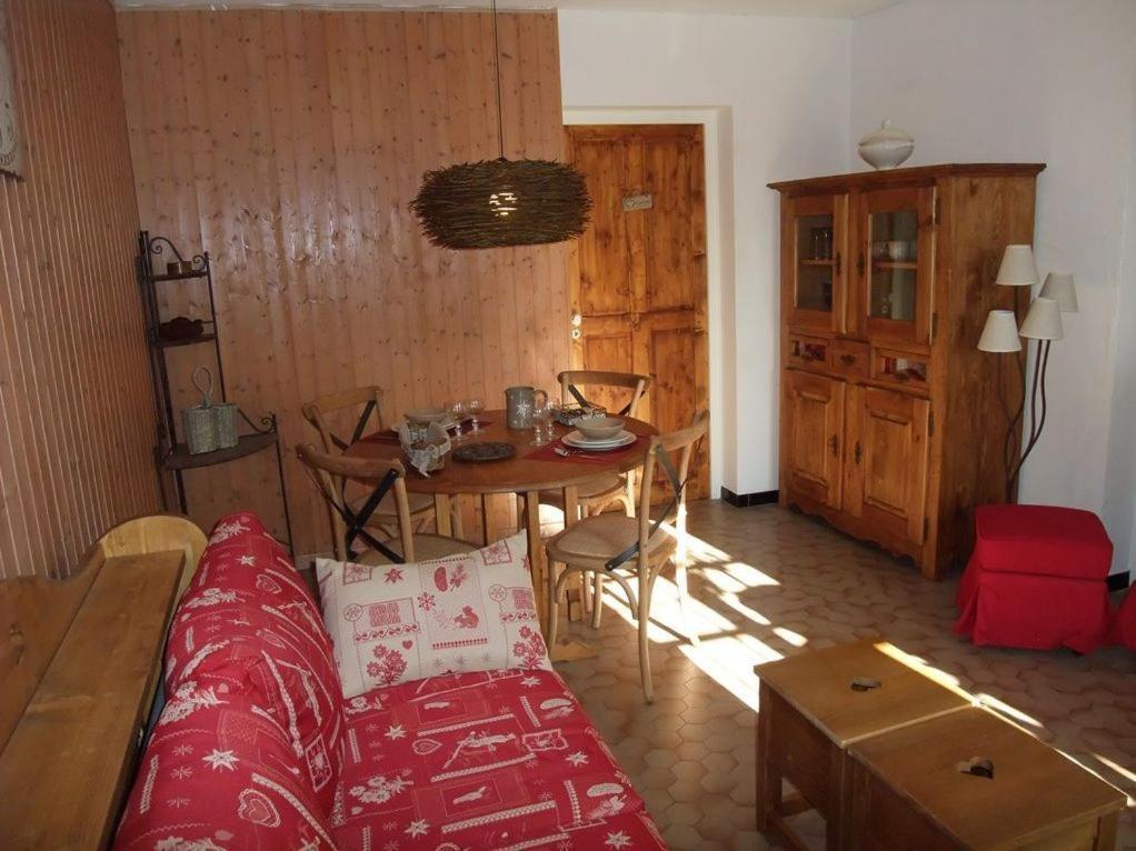 Le Domaine Du Grand Cellier Gites Appartement En Savoie Турнон Номер фото